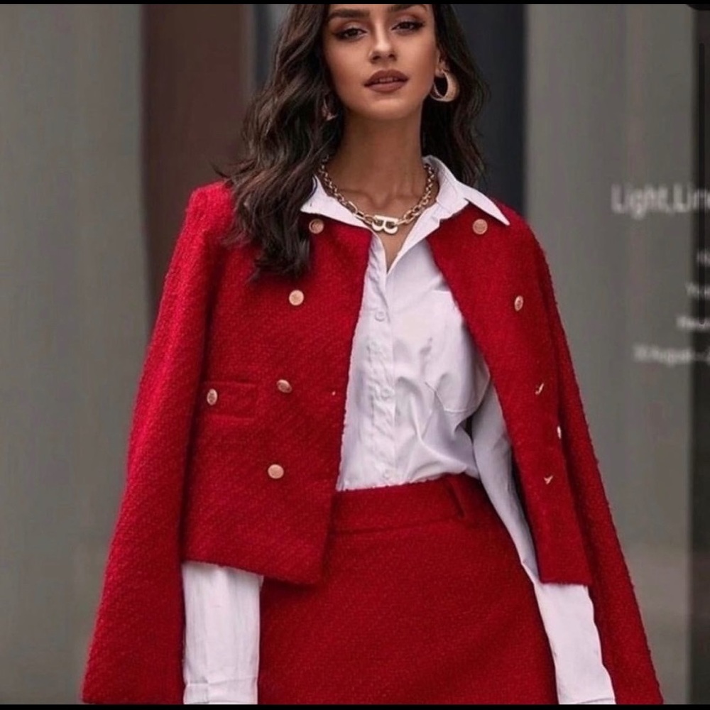 ZARA TEXTURED RED SKIRT WITH SLIT - Picture 5 of 12